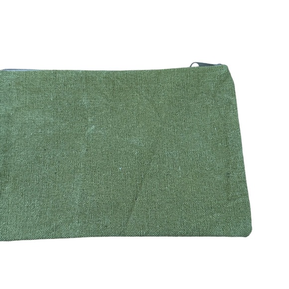 Frida Kahlo Mexican  Wristlet Makeup Bag Pencil Pouch New Without Tags - Picture 5 of 12